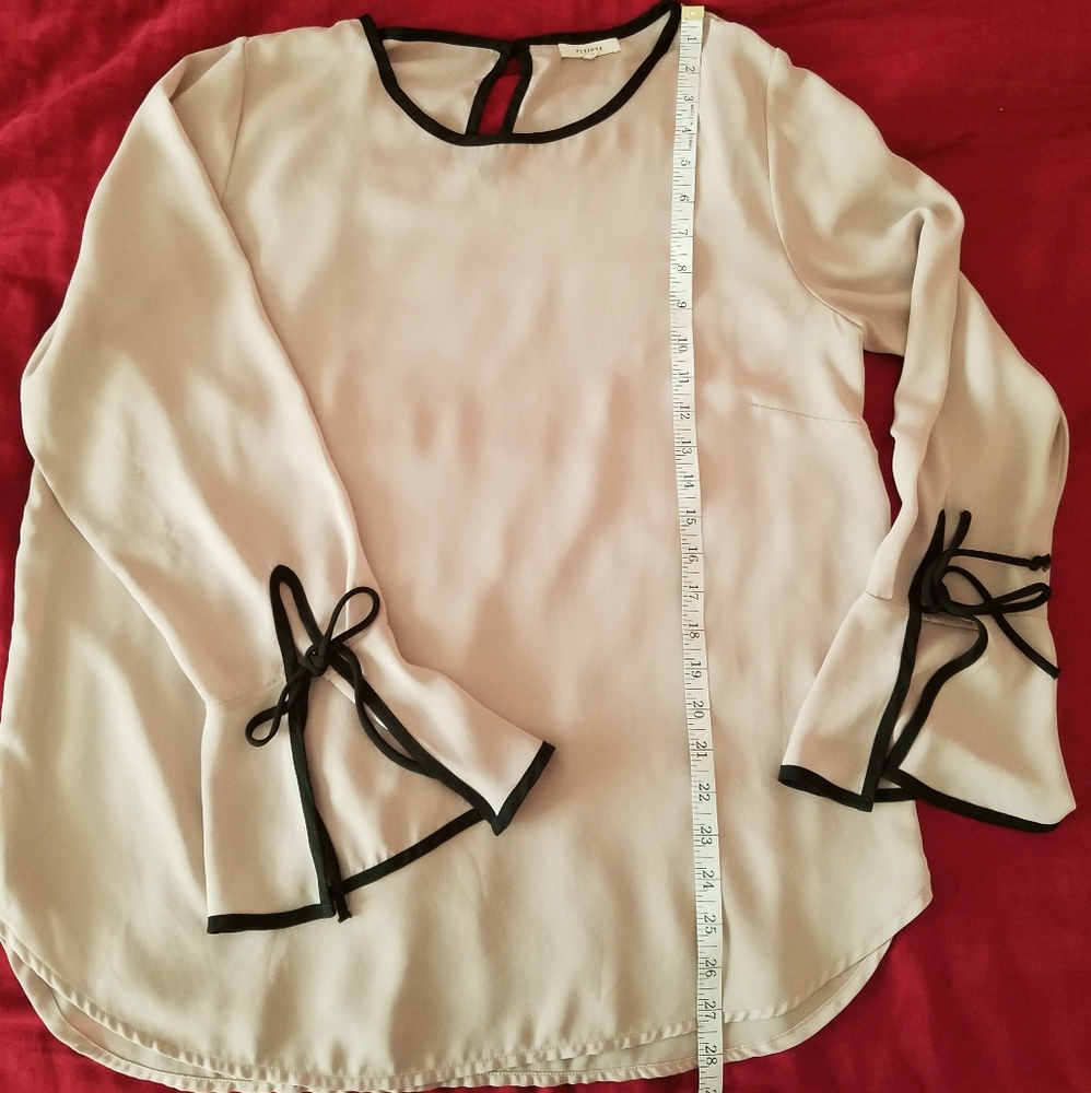 Pleione bowed bell sleeved blouse